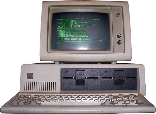 IBM PC, que definiu o padrão de arquitetura dominante no mercado
