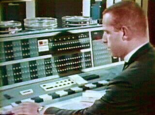 IBM 7090, computador de transistores da década de 1950